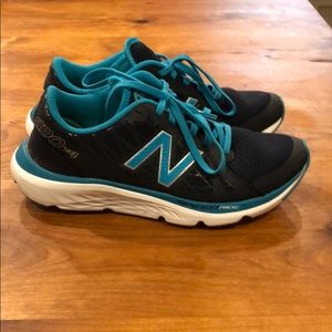 Women’s New Balance shoes like new